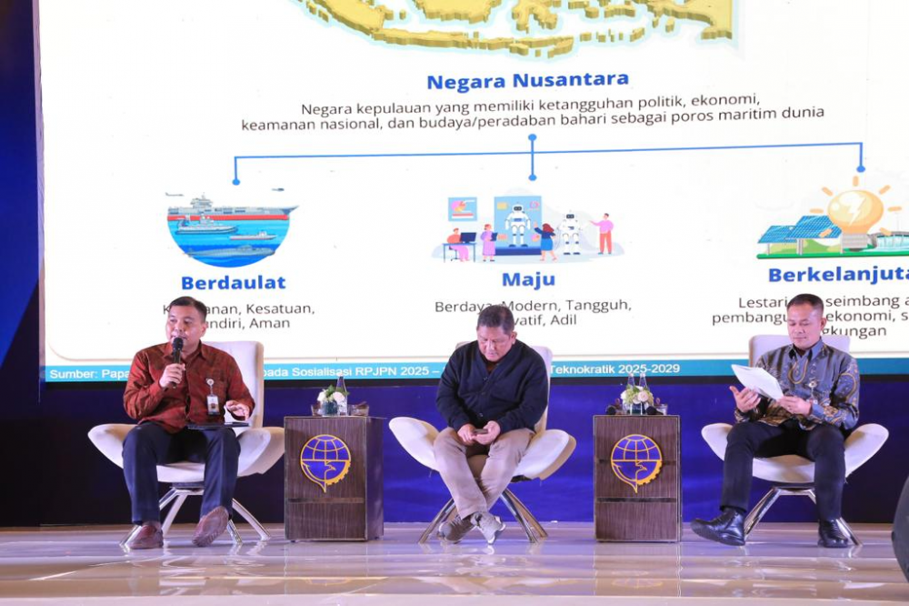 GELAR RAKORNIS BIDANG LALU LINTAS ANGKUTAN LAUT, KEMENHUB BERI 12 PENGHARGAAN BAGI OPERATOR KAPAL
