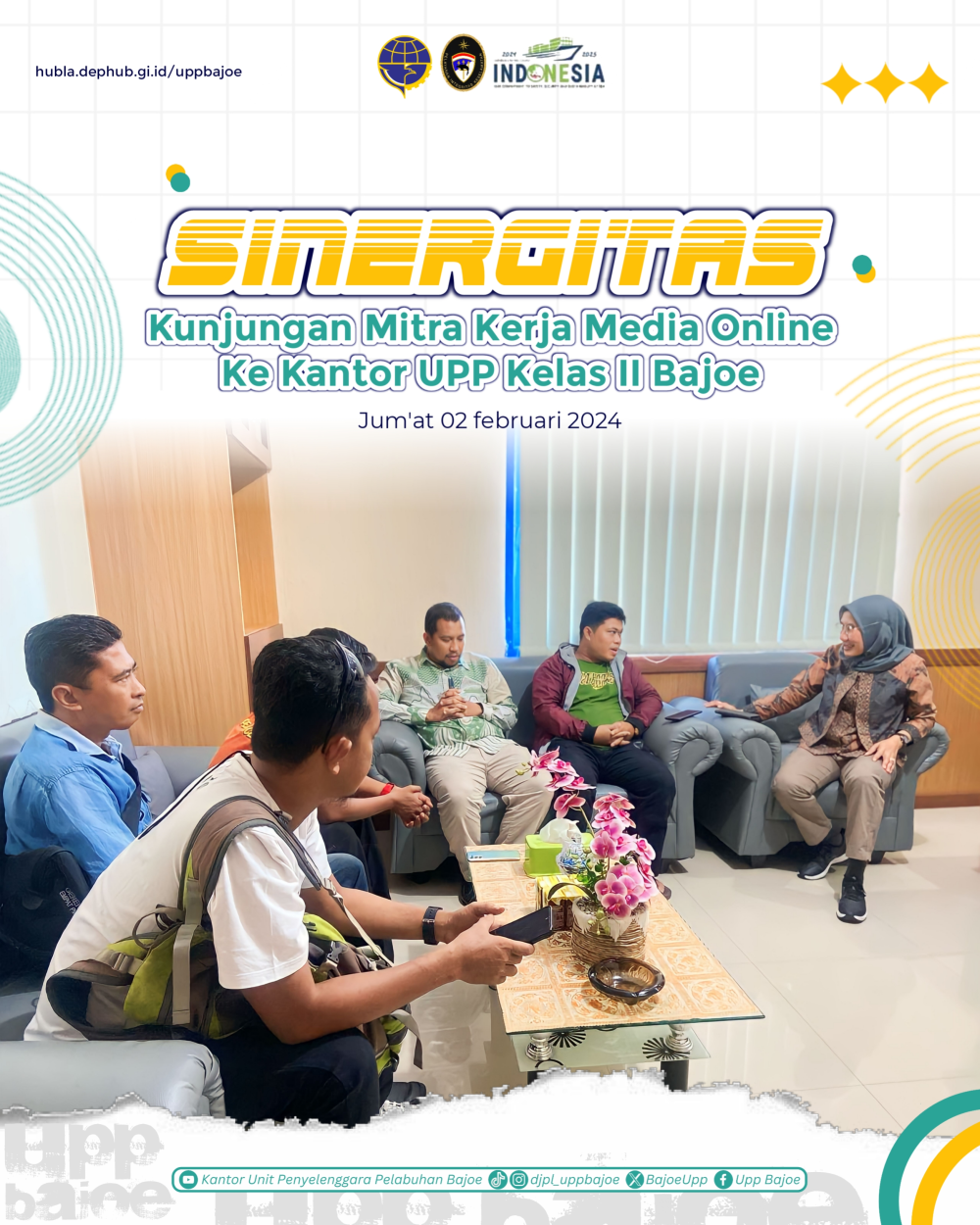Capt. Ramlah, S.Si.T., M.H., M.Mar menyambut kunjungan Mitra Kerja dari Media Online dengan hangat.