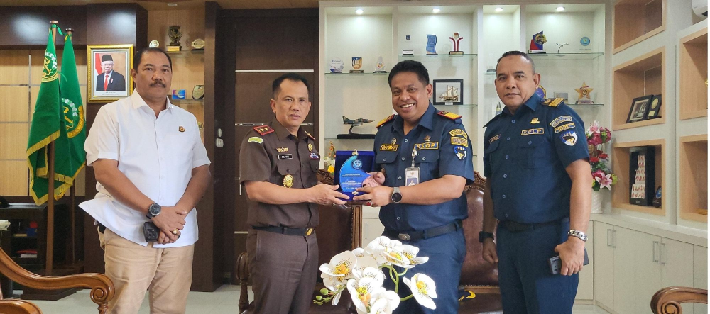 Perkuat Sinergi Antar Instansi, Kepala KSOP Kendari Melakukan Kunjungan Ke Beberapa Instansi Mitra