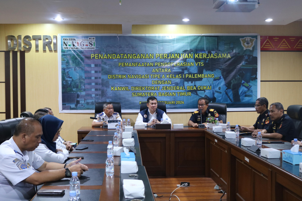 Kemenhub Memperkuat Kerjasama dengan Bea dan Cukai Sumatera Bagian Timur untuk Optimalisasi Layanan Pengoperasian VTS di Palembang
