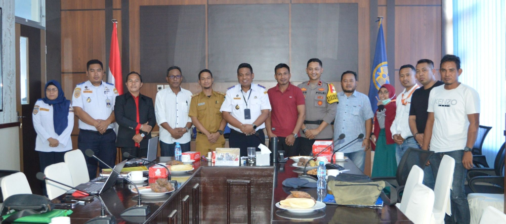 KSOP Kendari mediasi persoalan tambang batu Moramo bersama Dinas ESDM Sultra