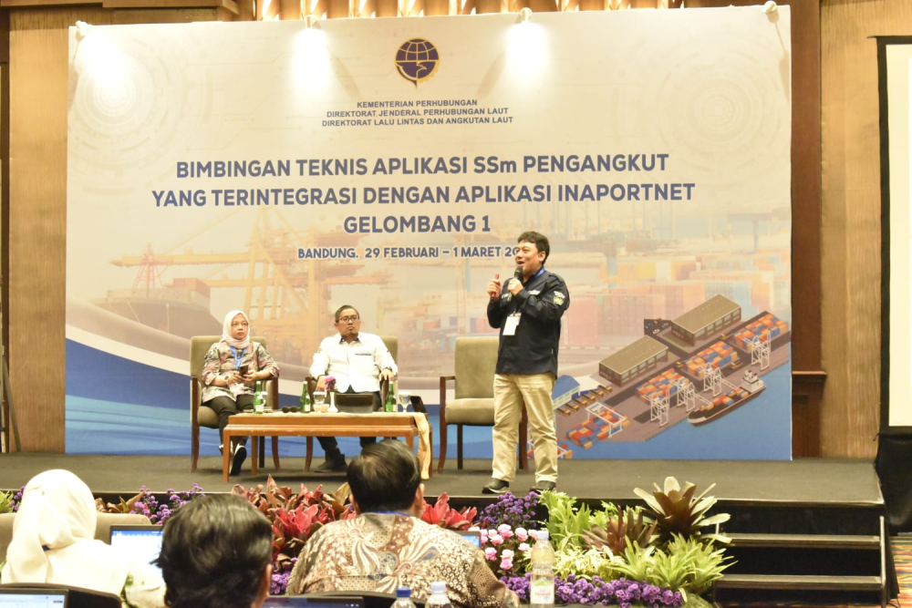 Dorong Peningkatan Efisiensi Biaya Logistik, Kemenhub Lakukan Transformasi Digital Pelabuhan dengan Sistem Single Submission Pengangkut