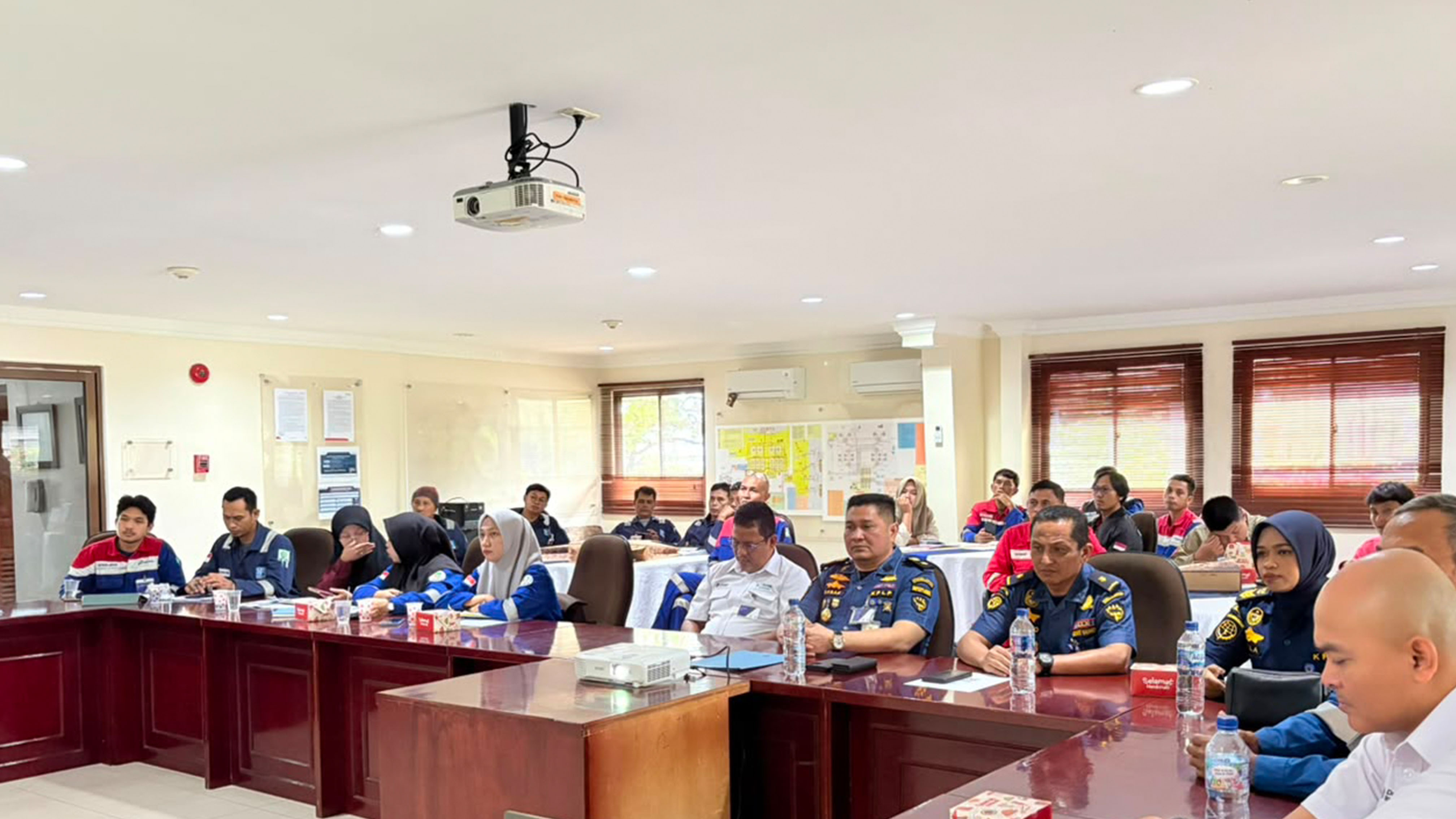Kantor KSOP Kelas I Dumai Menghadiri dan Membuka Kegiatan Training IMO Model Course 3.24 dan 3.25 Di Terminal Untuk Kepentingan Sendiri (TUKS) PT. Pertamina Hulu Rokan - Dumai Terminal Tahun 2026