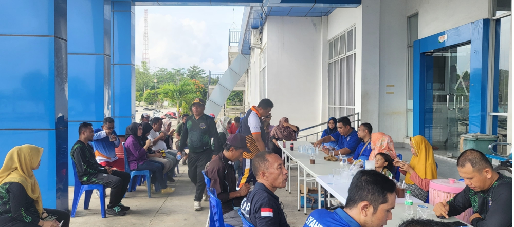 Kerja Bakti Lingkup KSOP Kendari