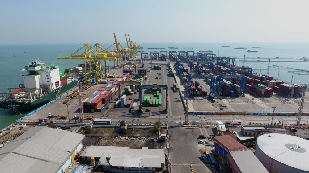 Direktorat Jenderal Perhubungan Laut Lakukan Sosialisasi Standarisasi Pelayanan Pelabuhan untuk Meningkatkan Kinerja Logistik Nasional