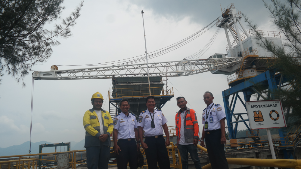 Kegiatan Pembahasan mengenai update data-data SBNP dan hal lainnya yang terkait dengan Keselamatan Pelayaran
