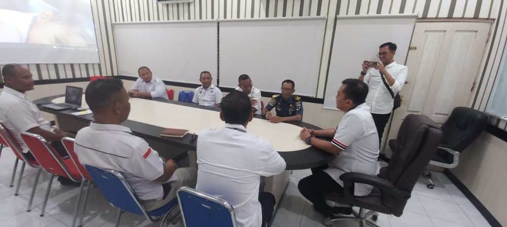 Penyerahan Berkas Perkara Tindak Pidana  Pelayaran Tahap I Speed Boat Sinar Moti Makian