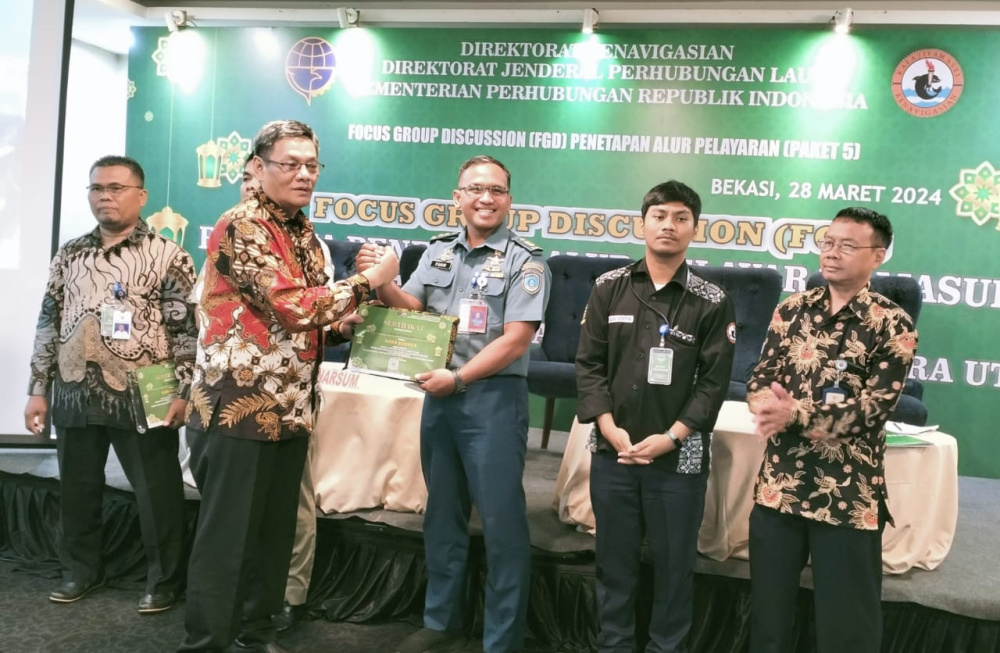 MILIKI PERAN STRATEGIS DALAM AKTIVITAS PERDAGANGAN DI TAPANULI TENGAH, KEMENHUB SEGERA TETAPKAN ALUR MASUK PELABUHAN BARUS