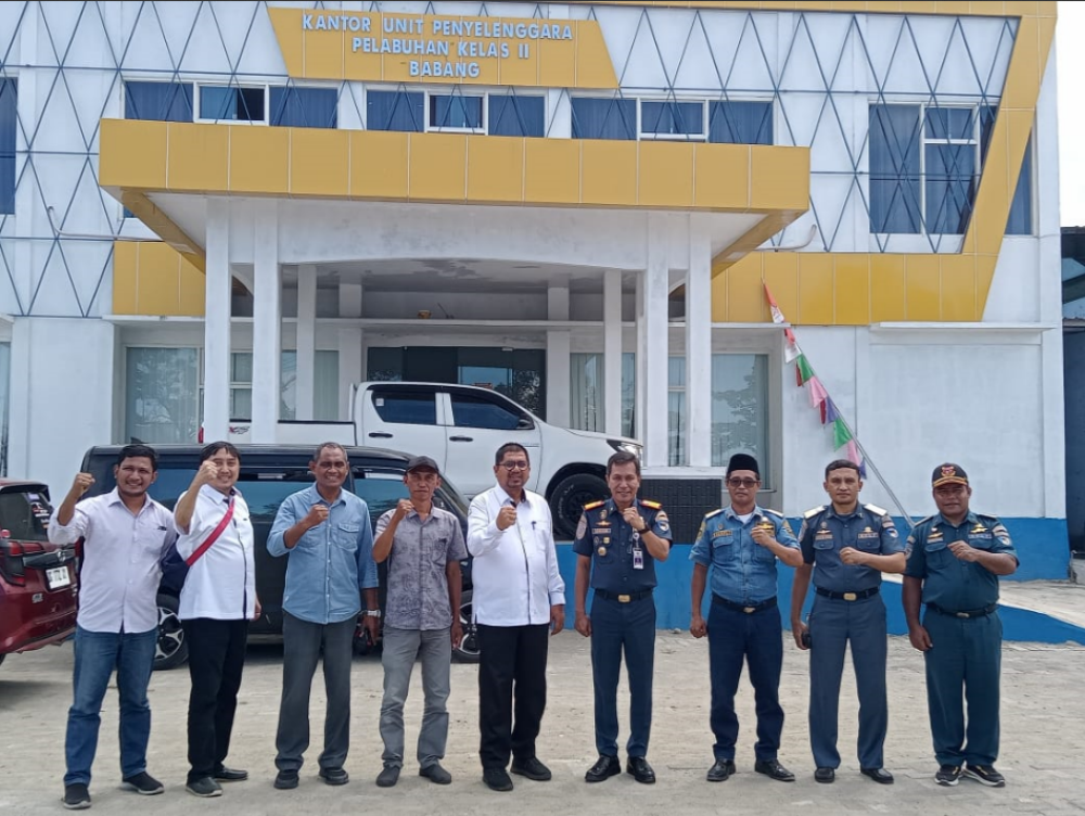 KEPALA KANTOR UNIT PENYELENGGARA PELABUHAN KELAS II BABANG MENERIMA KUNJUNGAN KERJA DARI DIREKTORAT LOGISTIK KEMENTERIAN KELAUTAN DAN PERIKANAN