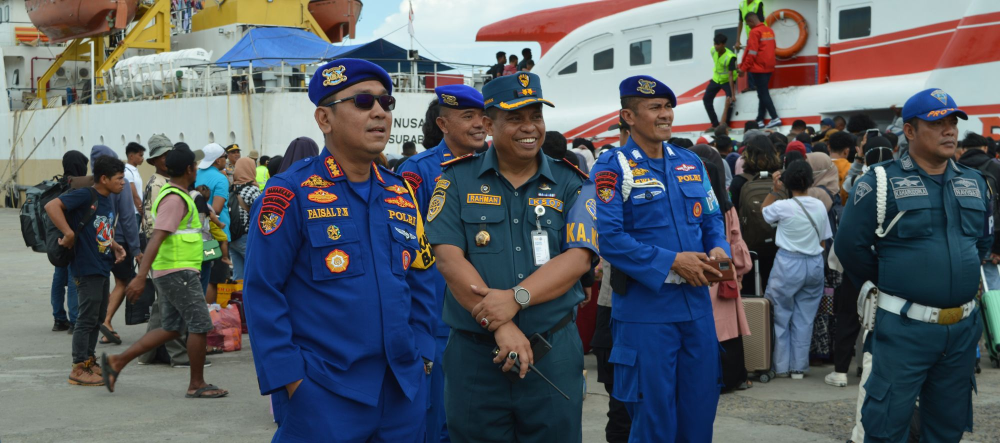 Pemantauan Arus Mudik di Terminal Nusantara Kendari