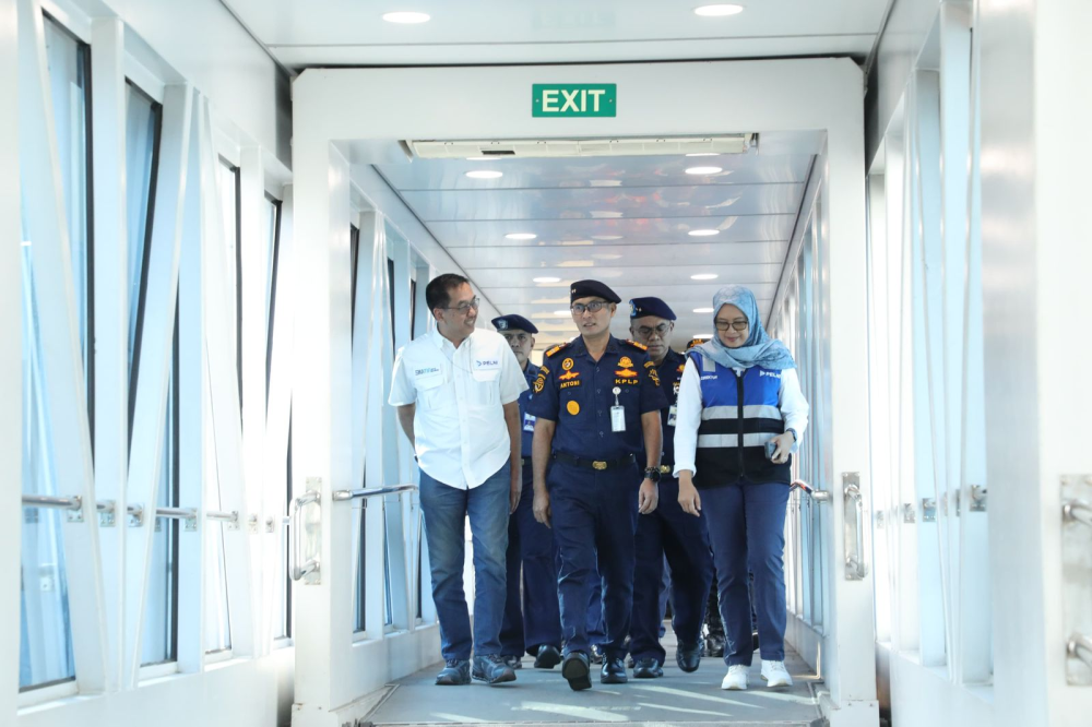 KEMENHUB BERANGKATKAN RIBUAN PESERTA MUDIK GRATIS SEPEDA MOTOR DENGAN KAPAL LAUT JAKARTA TUJUAN SEMARANG VOYAGE KEDUA