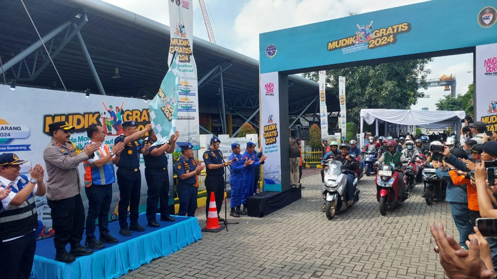 Arus Balik Voyage Pertama *Peserta Mudik Gratis Sepeda Motor Naik Kapal Laut Tiba di Jakarta dengan Selamat*