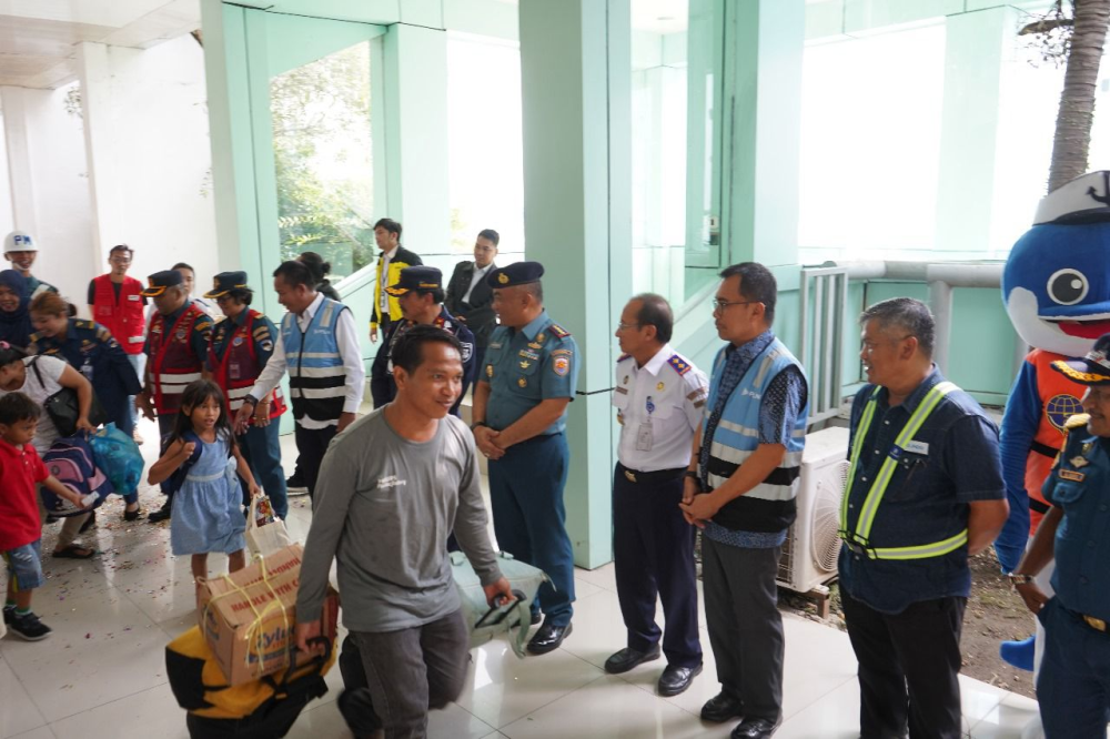 KM. KELUD ANGKUT PESERTA MUDIK GRATIS ARUS BALIK DARI BELAWAN MENUJU BATAM