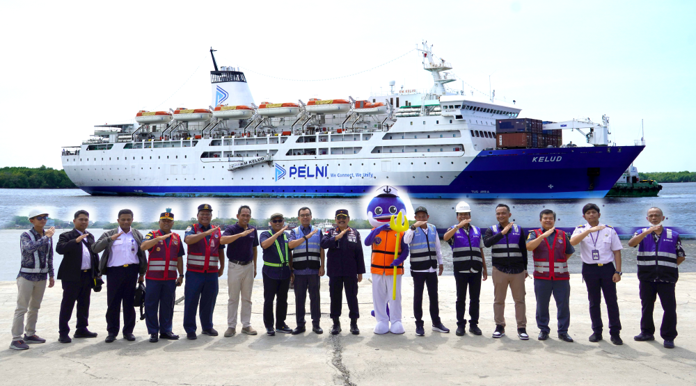Dari Berlayar Hingga Berlabuh, Melintasi Laut Bersama KM. Kelud