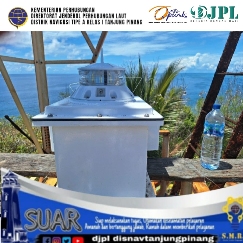 Aplosing di Menara Suar Tanjung Sekatung