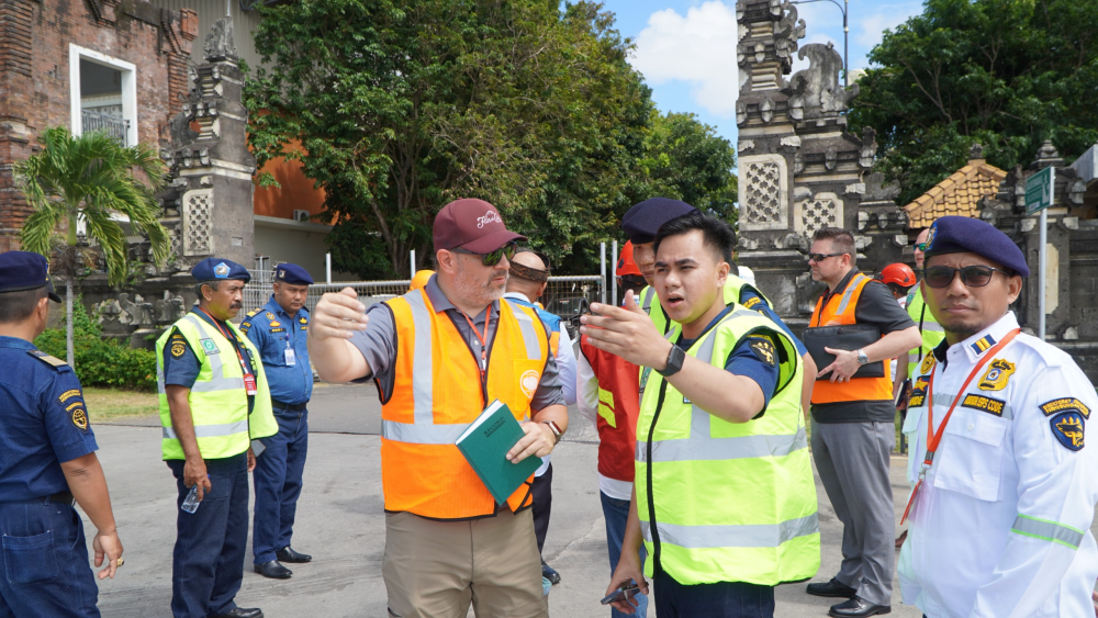 VERIFIKASI PENERAPAN ISPS CODE DI PELABUHAN, KEMENHUB GANDENG US COAST GUARD KUNJUNGI PELABUHAN BENOA BALI