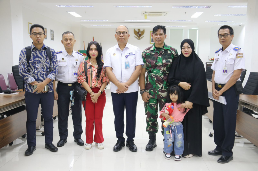 Kementerian Perhubungan Fasilitasi Serah Terima Asuransi Kematian Pelaut Asal Makassar