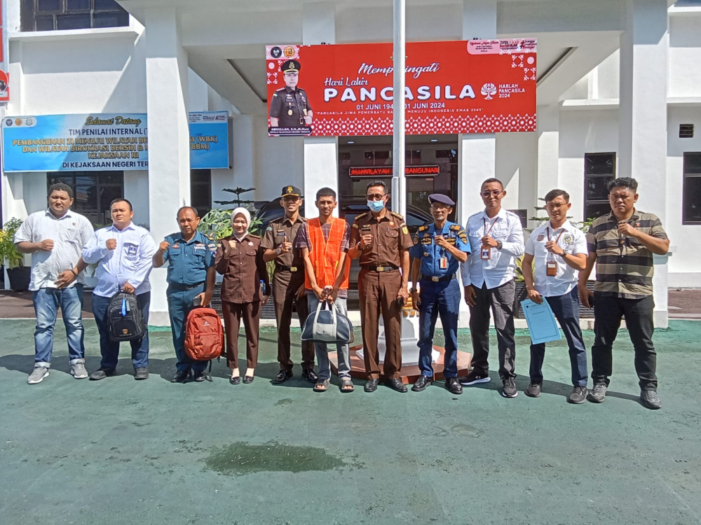 Serah Tetima Tersangka dan Barang Bukti