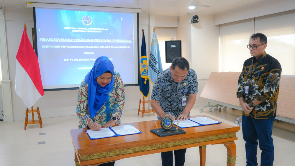 KEMENHUB TANDATANGANI KSO SHIP TO SHIP TRANSFER PERAIRAN MUARA JAWA