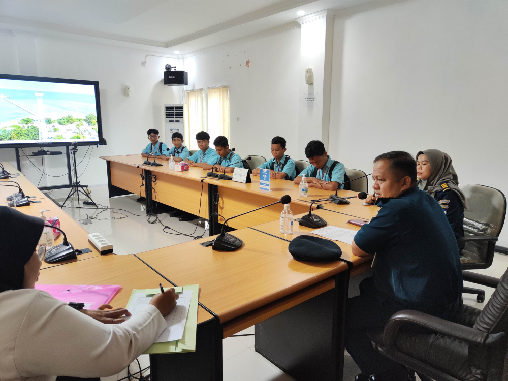 koordinasi bersama SMK 8 Samarinda terkait penerimaan praktek kerja lapangan