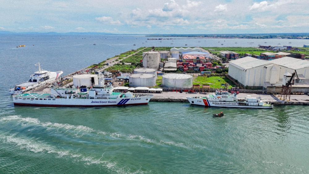 Upacara Penyambutan Kapal Patroli Indonesia dan Jepang di Pelabuhan Bredco, Bacolod City, Filipina dalam Rangka Marpolex 2024