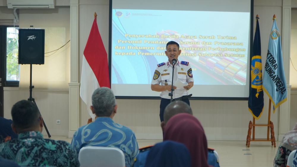 KEMENHUB SERAH TERIMAKAN P3D PELABUHAN PENGUMPAN REGIONAL KEPADA PEMPROV SULAWESI SELATAN