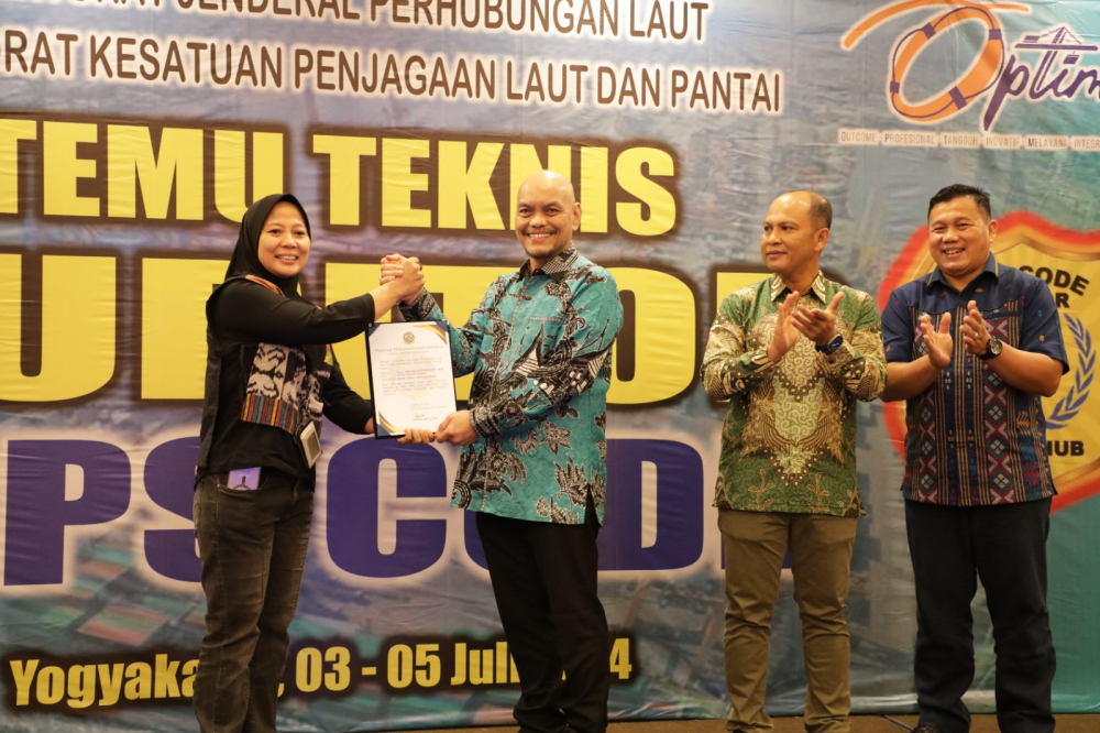 DITJEN HUBLA APRESIASI INSAN PERHUBUNGAN DENGAN PRESTASI DI BIDANG PENEGAKAN HUKUM DAN KESELAMATAN PELAYARAN