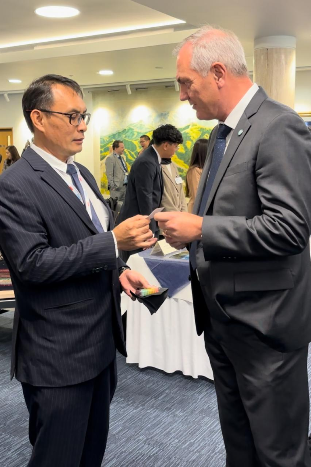 INDONESIA PROMOSIKAN PENGUSULAN SELAT LOMBOK SEBAGAI PSSA DI SIDANG IMO COUNCIL 132