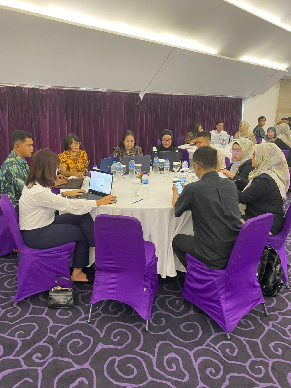 Rekonsiliasi PNBP Konsesi semester 1 tahun anggaran 2024 di wilayah koordinasi KSOP Utama Makasar.