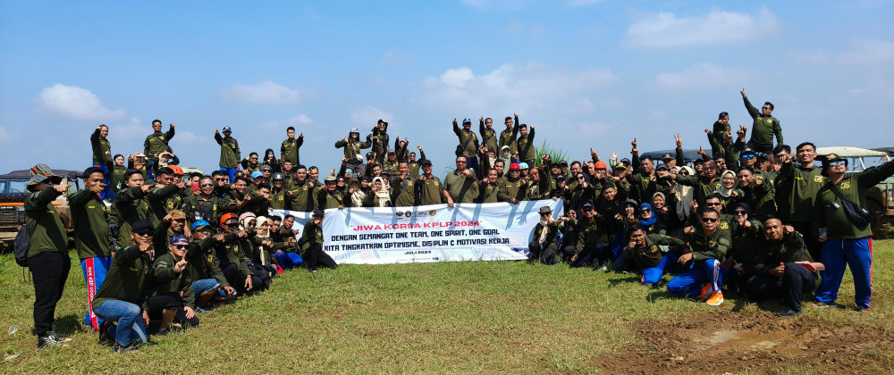 Dengan semangat "One Team, One Spirit, One Goal," acara ini bertujuan untuk meningkatkan optimisme, disiplin, dan motivasi kerja di antara kita semua.