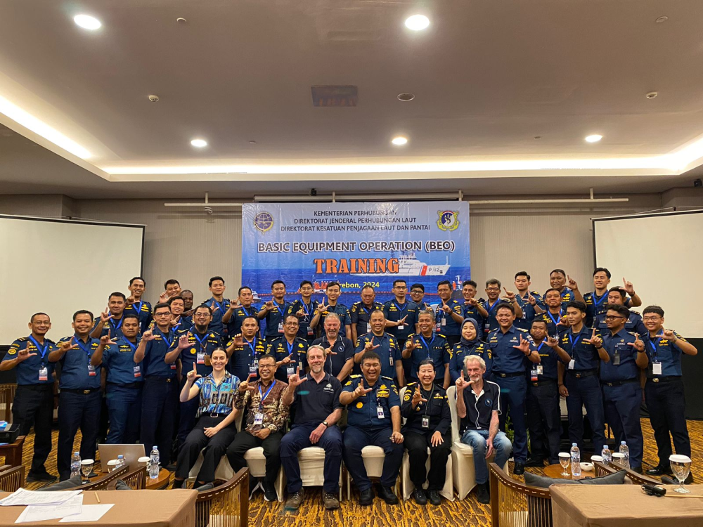 TINGKATKAN KAPABILITAS DAN KESIAPSIAGAAN PERSONIL HADAPI PENCEMARAN TUMPAHAN MINYAK DI LAUT, KEMENHUB KERJA SAMA DENGAN AUSTRALIAN MARITIME SAFETY AUTHORITY