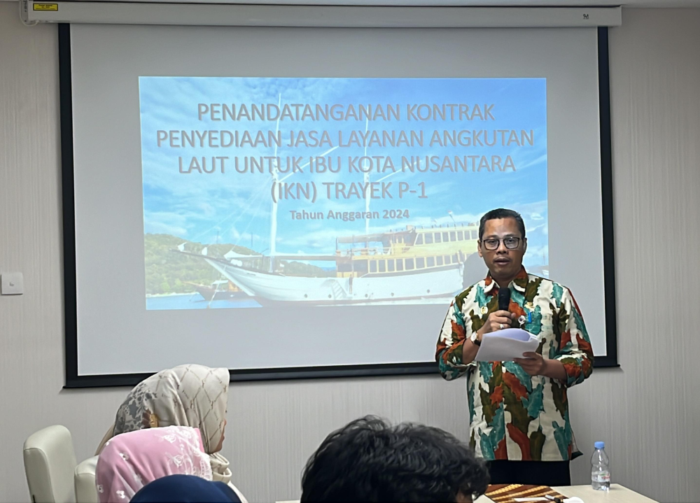 DUKUNG TRANSPORTASI DI IKN, KEMENHUB TANDATANGANI KONTRAK PENYEDIAAN KAPAL PHINISI