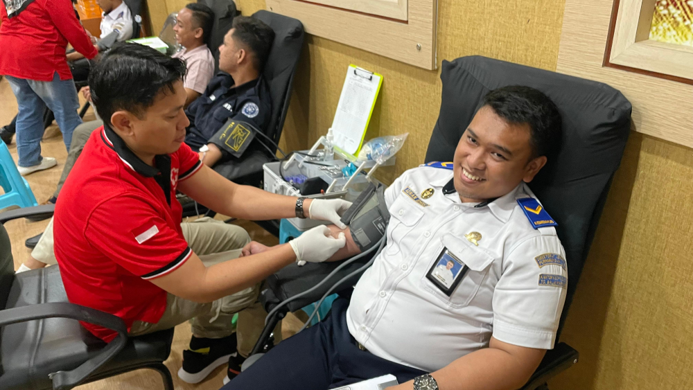 KEGIATAN BAKTI SOSIAL DONOR DARAH DALAM RANGKA HARHUBNAS TAHUN 2024