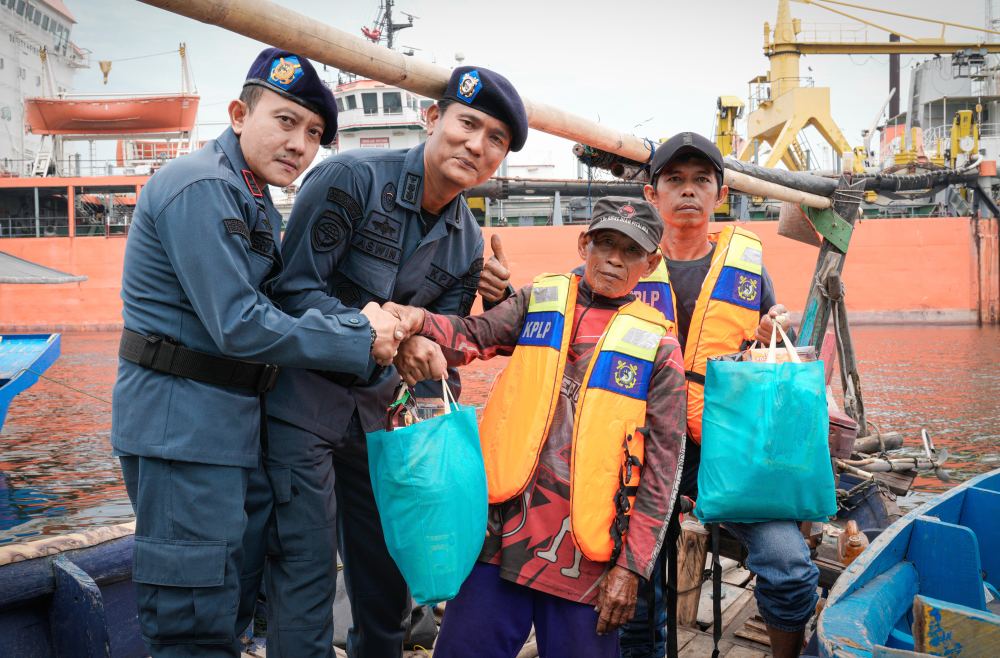 Apel Pagi dan Sosialisasi Keselamatan Pelayaran