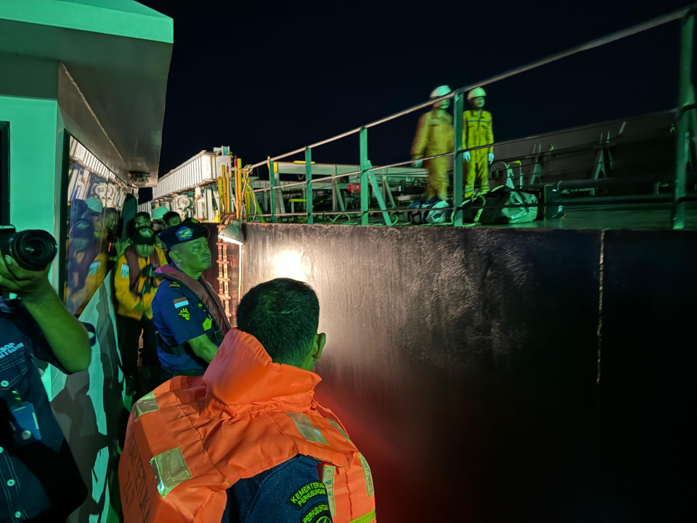 Operasi Medivac Evakuasi ABK Kapal MY. Water Music 2BVU5 di Perairan Merak Banten.