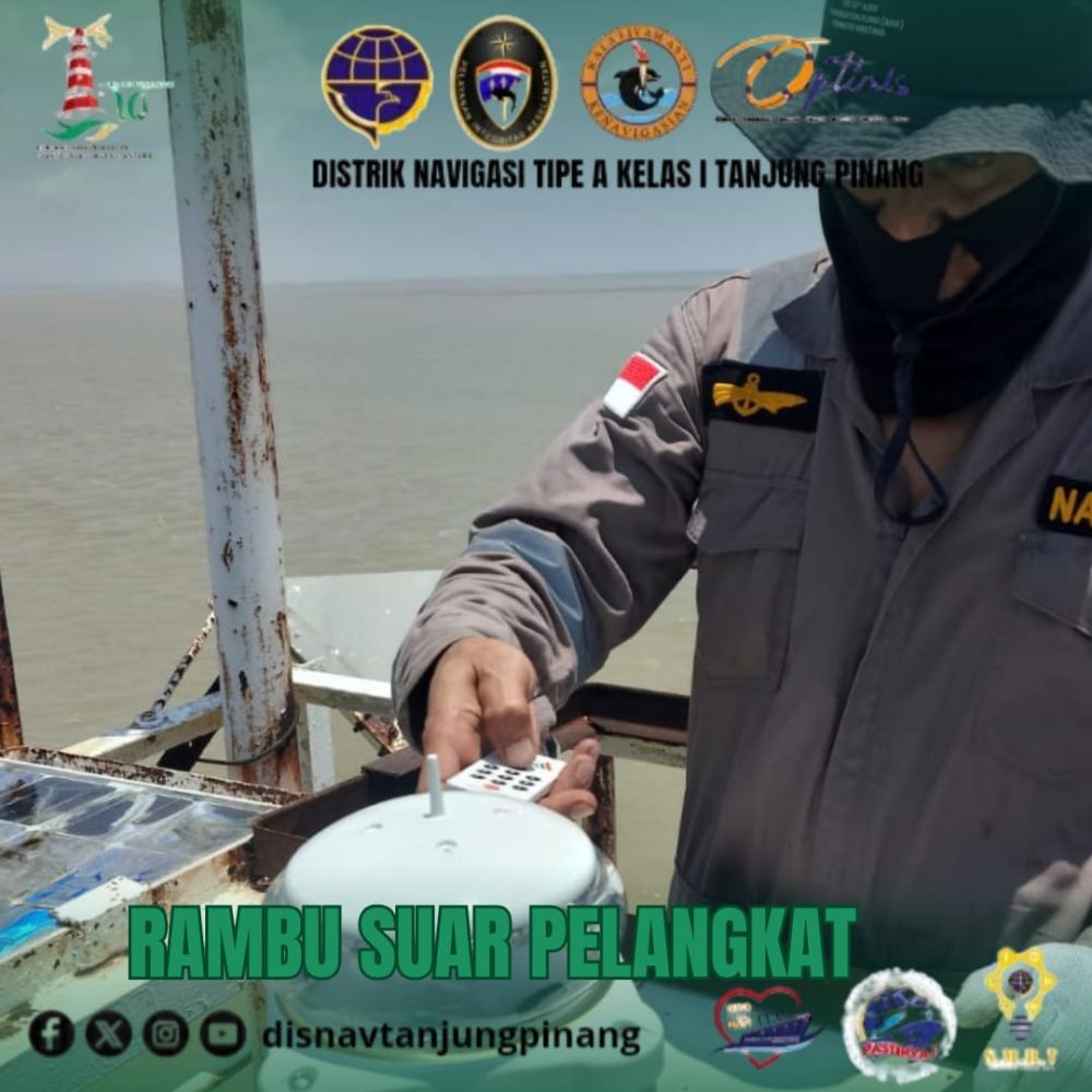 Perawatan Rambu Suar Pelangkat DSI. 900.