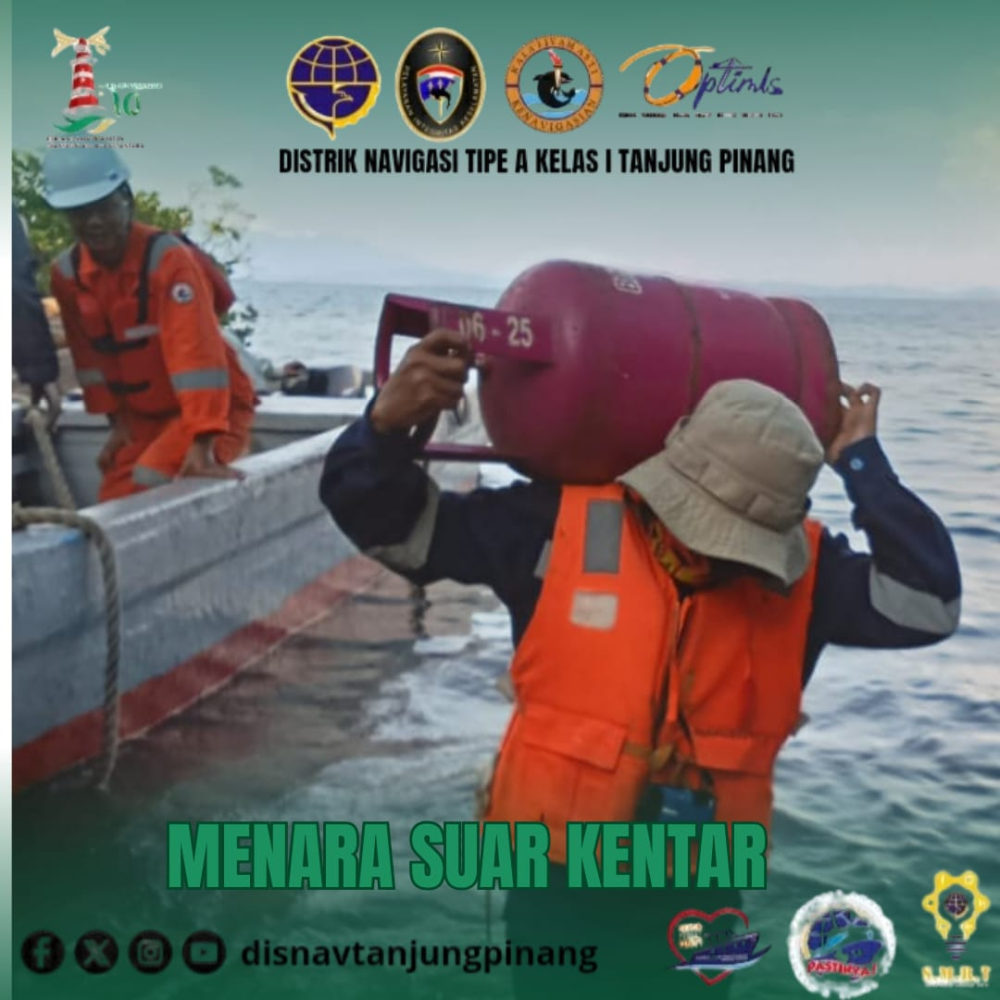 Kegiatan Aplousing Tim Armada KN.Jadayat di Menara Suar Kentar