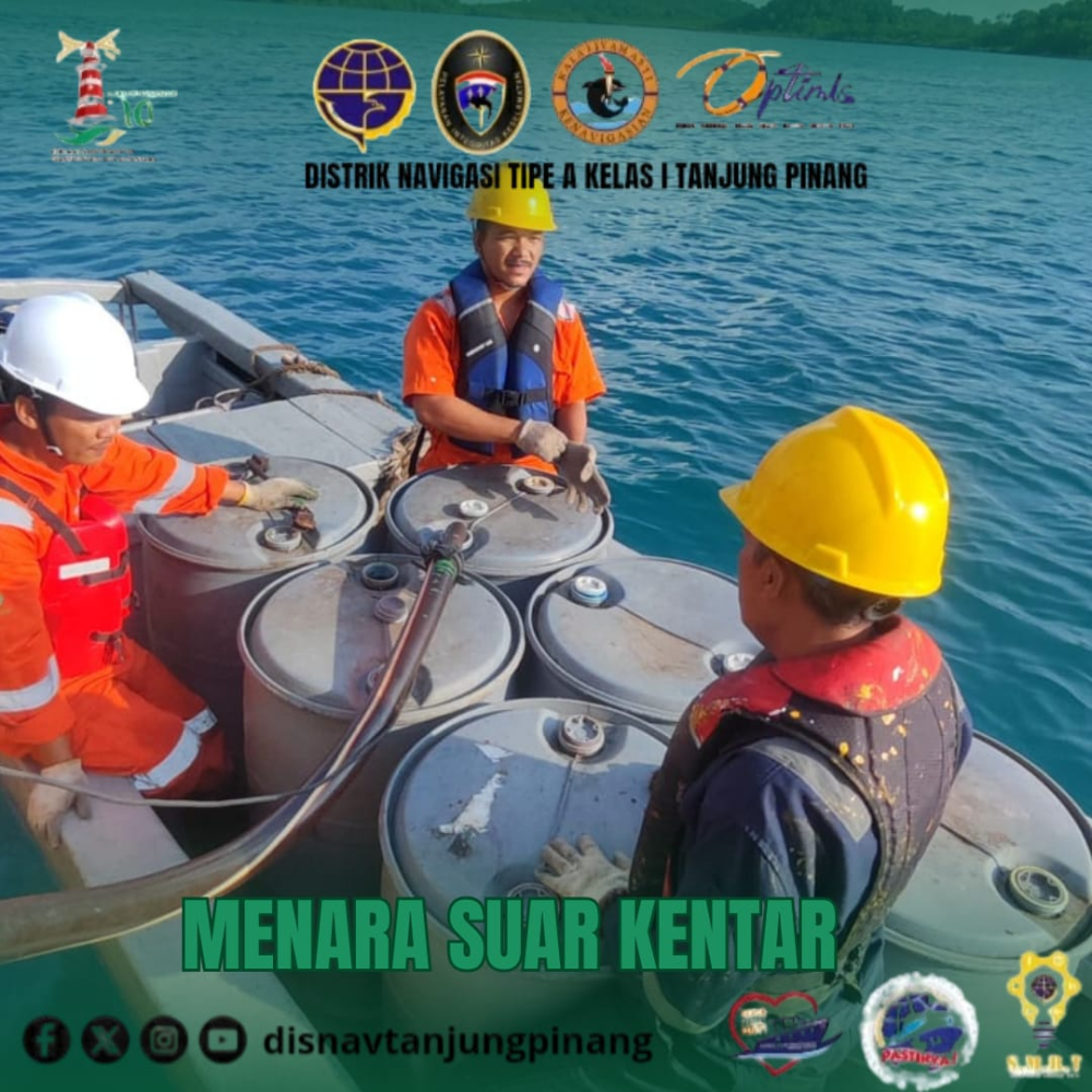 Kegiatan Aplousing Tim Armada KN.Jadayat di Menara Suar Kentar