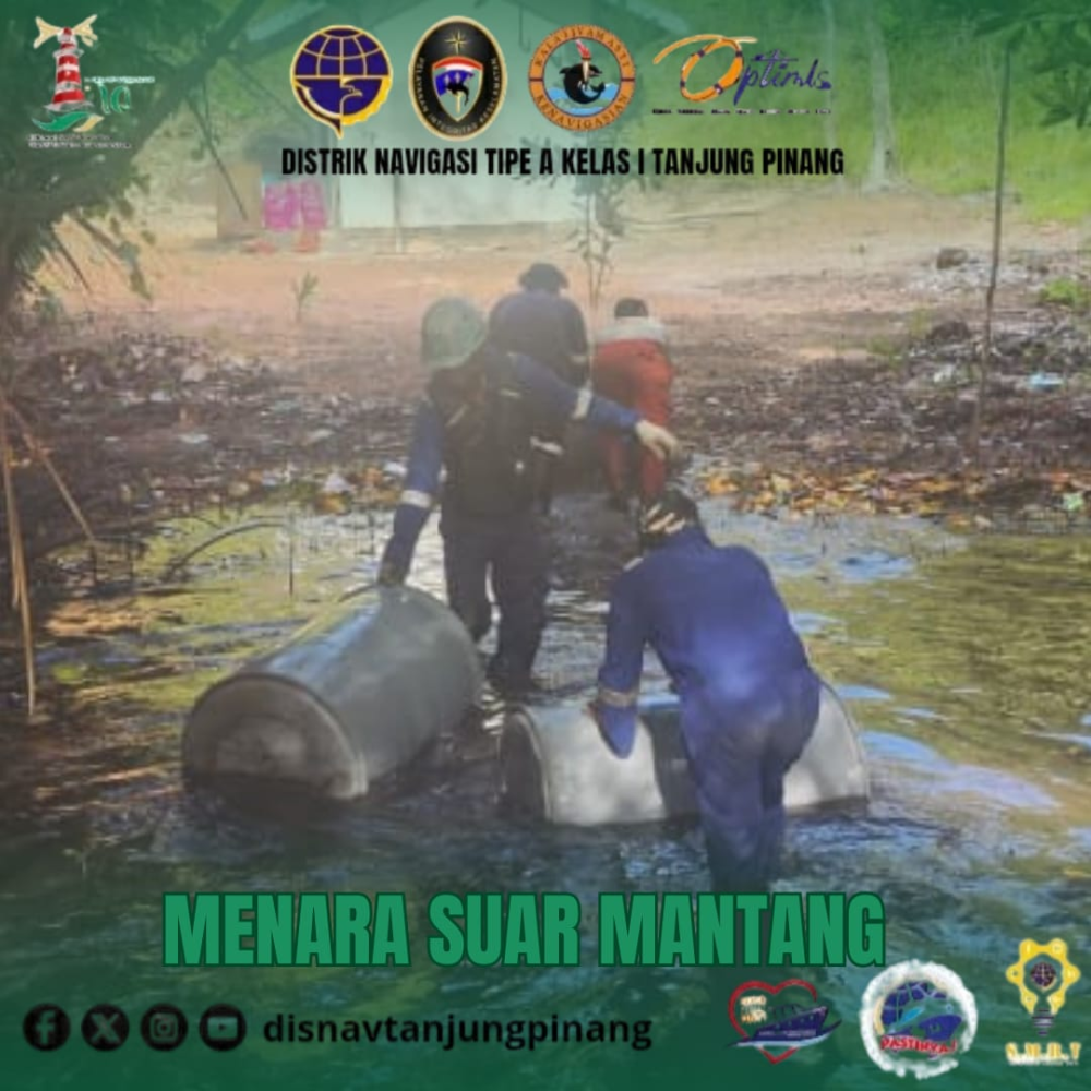 Kegiatan Aplousing Tim Armada KN.Jadayat di Menara Suar Mantang