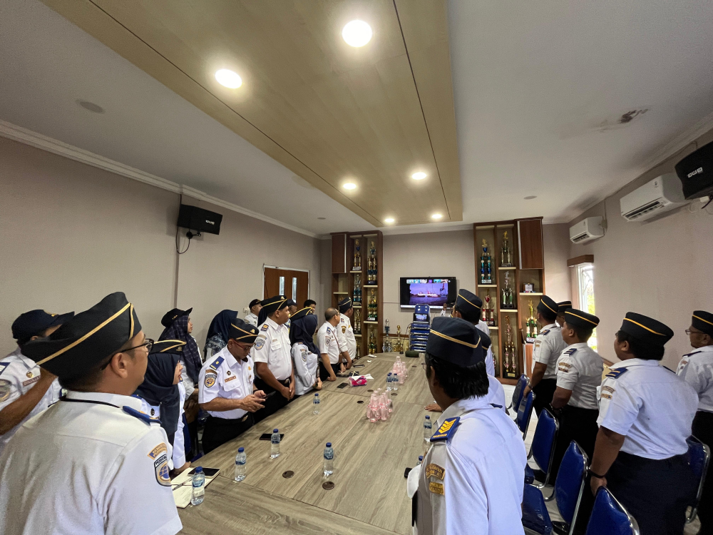 PELAKSANAAN APEL BESAR DIREKTORAT JENDERAL PERHUBUNGAN LAUT