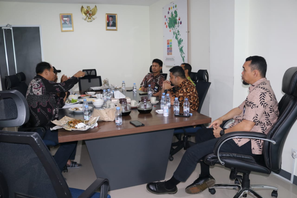 Kunjungan ke VTS Center Batam dan KSOP Khusus Batam