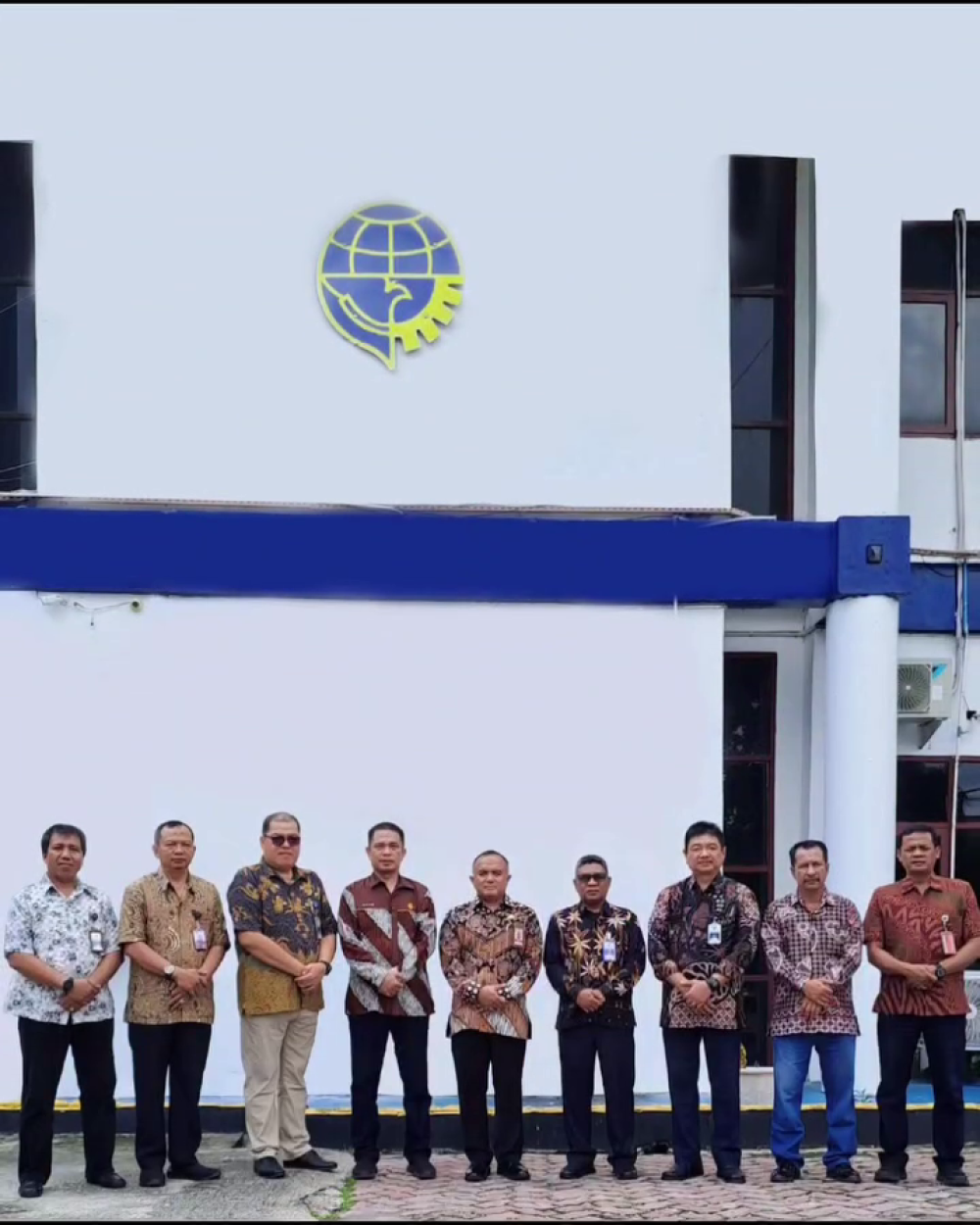 SELAMAT HARI BATIK NASIONAL