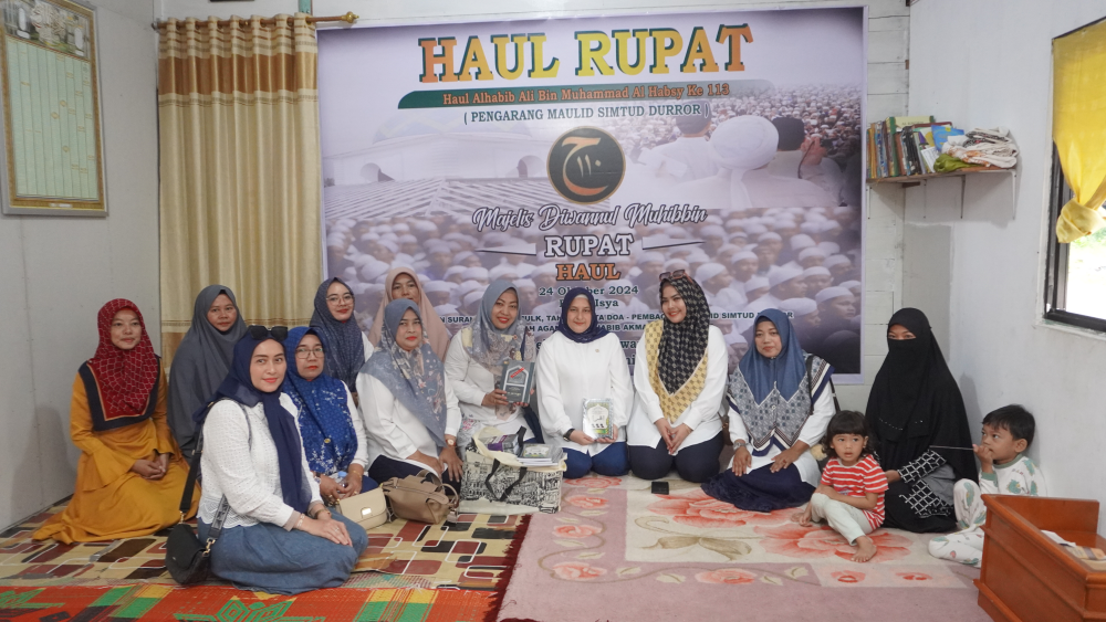 DWP KSOP KELAS I DUMAI BERIKAN BANTUAN AL-QUR'AN DAN IQRO' PADA PONDOK PENGAJIAN ANAK-ANAK DI RUPAT