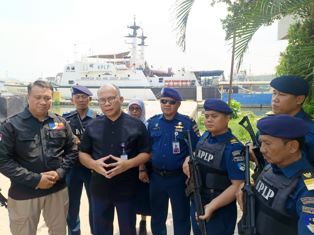 "Kerja sama Peningkatan Kemampuan SDM, KSOP Utama Makassar dengan Pangkalan Penjagaan Laut dan Pantai Kelas I Tanjung Priok"