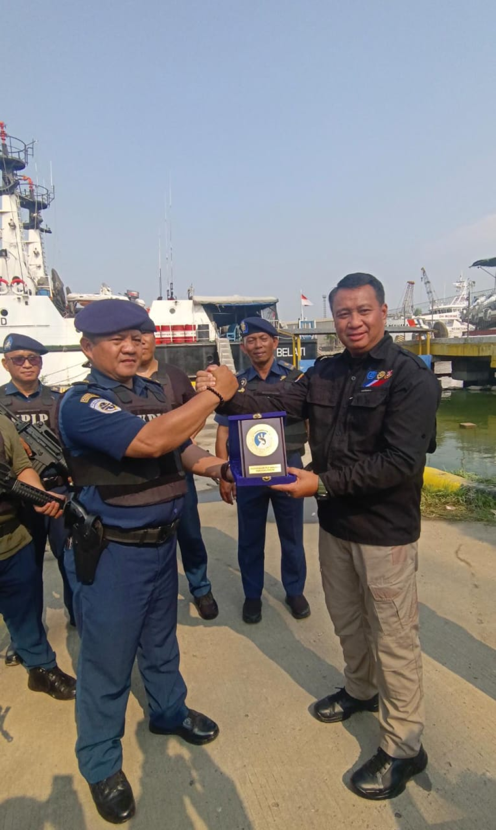"Kerja sama Peningkatan Kemampuan SDM, KSOP Utama Makassar dengan Pangkalan Penjagaan Laut dan Pantai Kelas I Tanjung Priok"