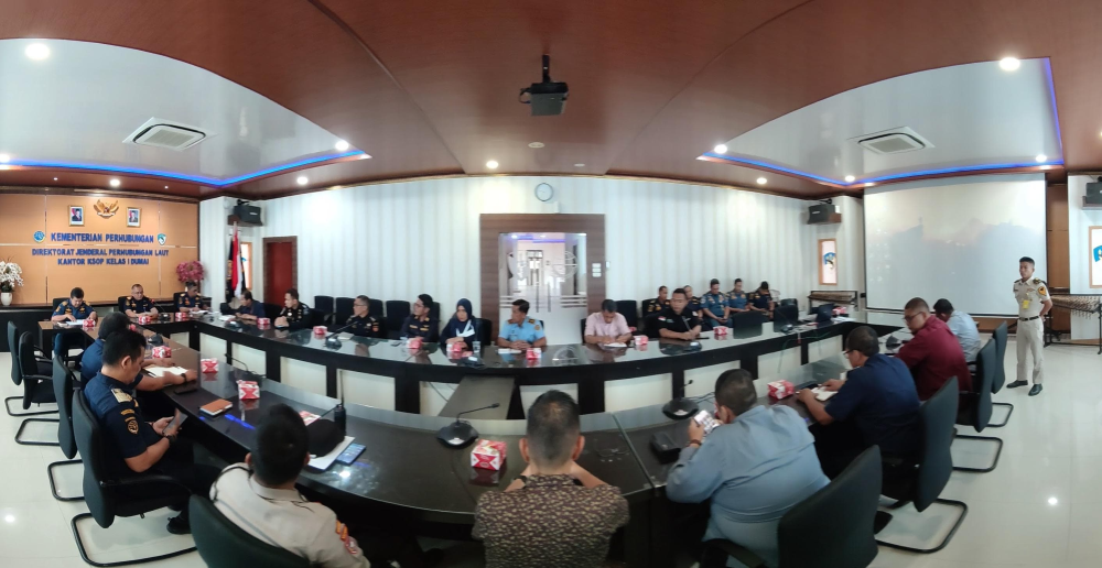 RAPAT PENETAPAN TATA KELOLA ANTARMODA TRANSPORTASI DI TERMINAL PENUMPANG PELABUHAN DUMAI