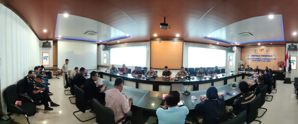 RAPAT PENETAPAN TATA KELOLA ANTARMODA TRANSPORTASI DI TERMINAL PENUMPANG PELABUHAN DUMAI