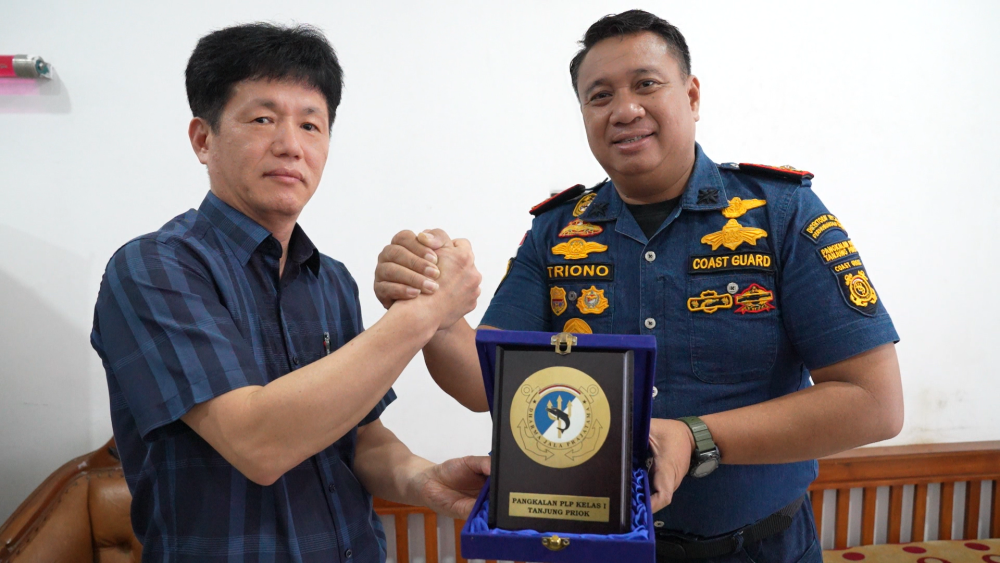 Pangkalan PLP Kelas I Tanjung Priok menerima Kunjungan Kerja Sama dengan KR Engineering Co. LTD Korea Selatan.