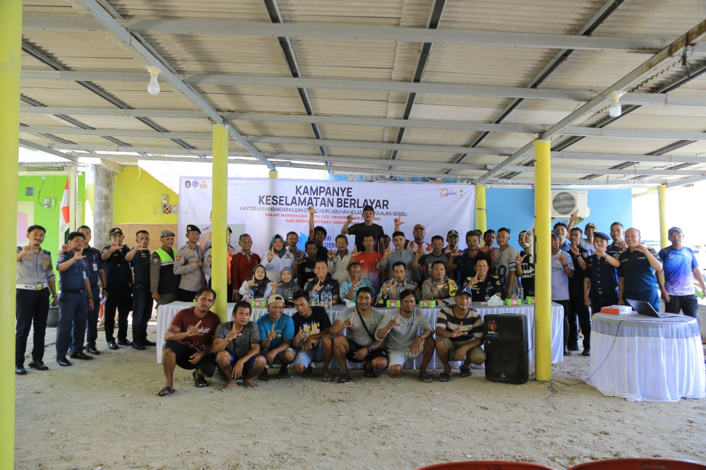KEMENHUB BUKA GERAI E-PAS KECIL GRATIS BAGI 64 PEMILIK KAPAL NELAYAN DI DAERAH KEPULAUAN SERIBU