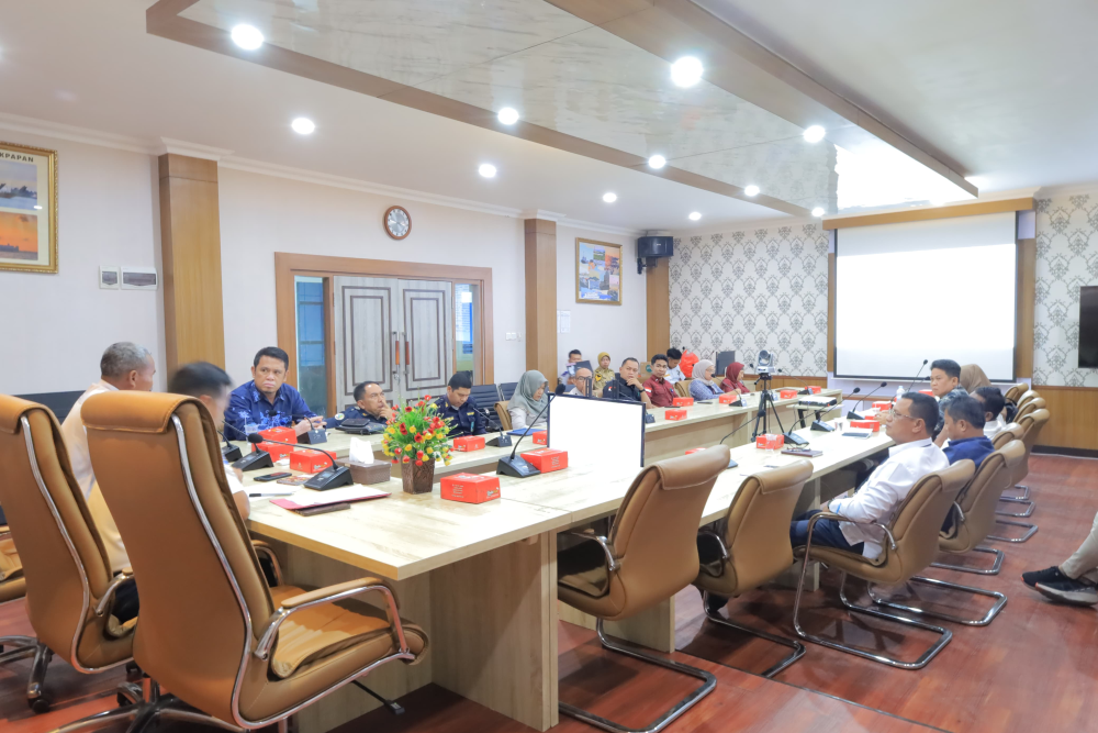 Evaluasi Laporan Triwulan IV Stranas PK